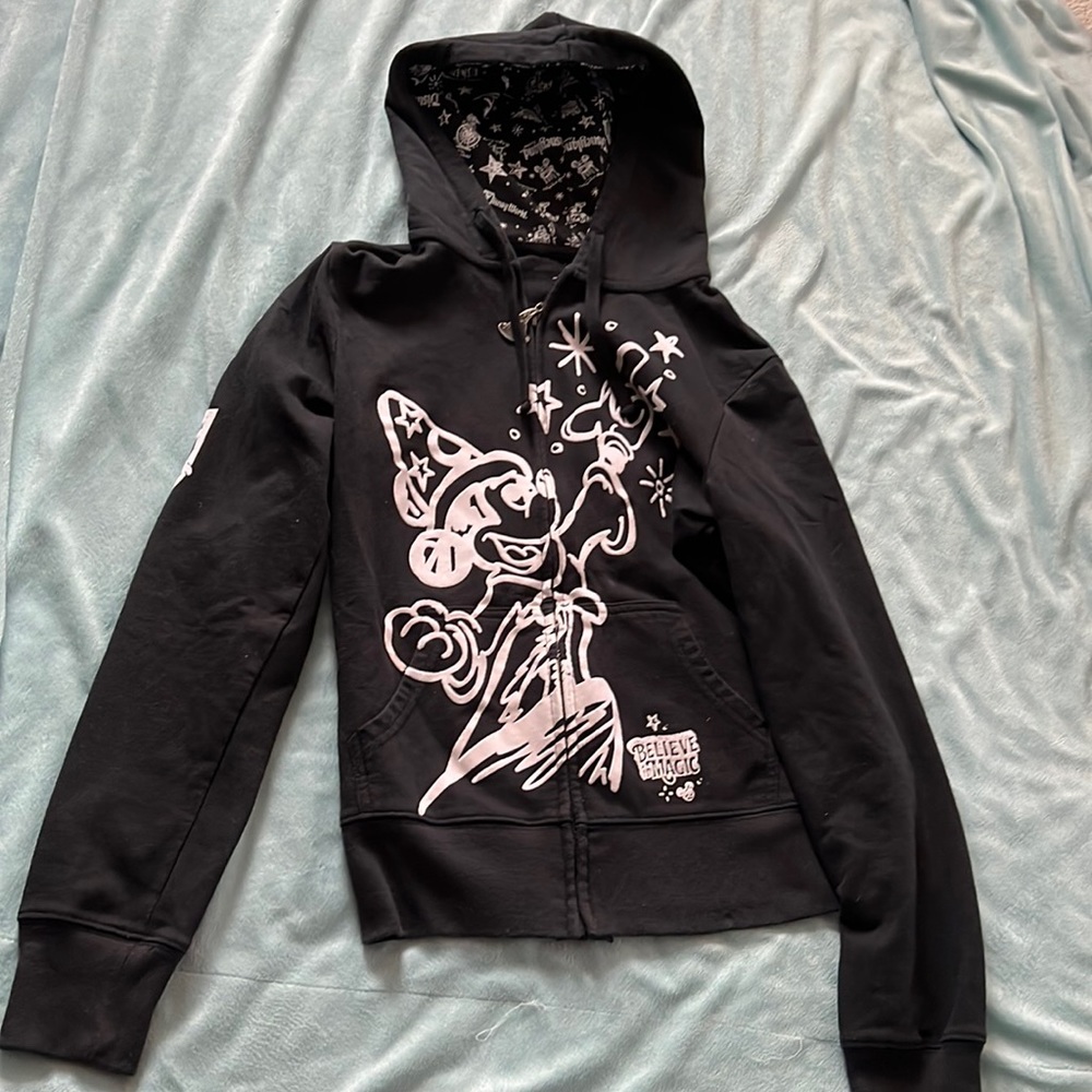 Walt Disney World black zipper hooded sweatshirt